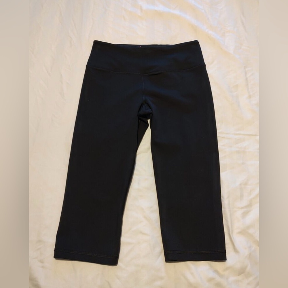 VSX capris worn twice I have more athletic clothes in my closet and vs bras